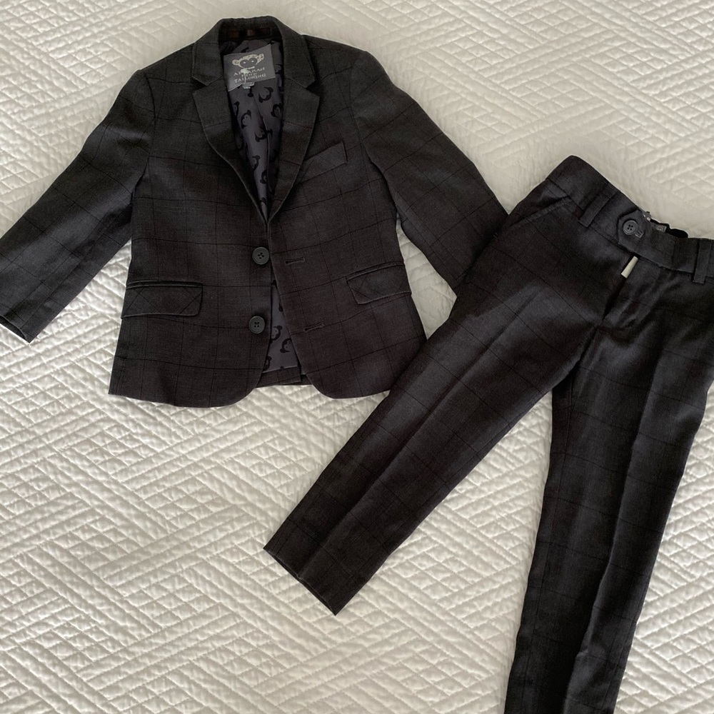 Suit